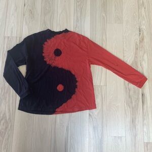 Raquel Allegra Yin Yang Long Sleeve T-Shirt - Red and Maroon